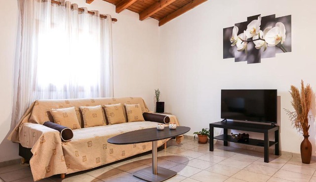 Comfortable house in quiet area in Chania
