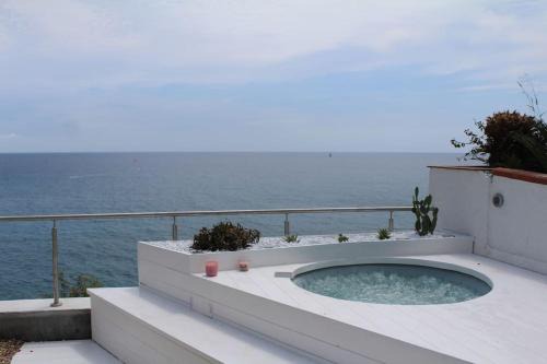 Conca Verde c15-Beach front little villa POOL SPA BEACH
