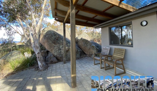 Cosy Mountain Retreat off Alpine Way