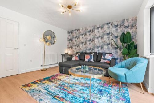 Cozy Work-ready Home with Netflix in Brierley Hill, Comfort for Business & Leisure