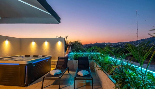 Delight Residences - K5 | Rooftop Jacuzzi