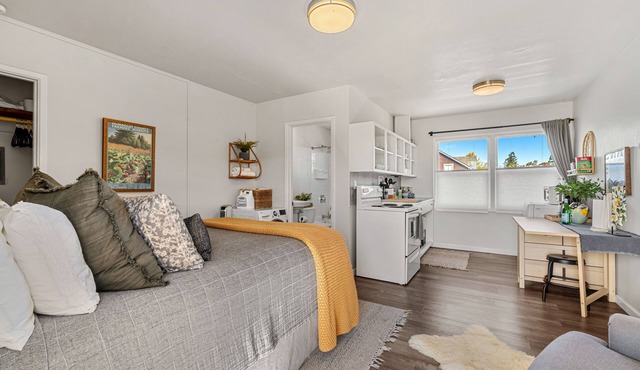 Downtown Arcata Studio Apartment