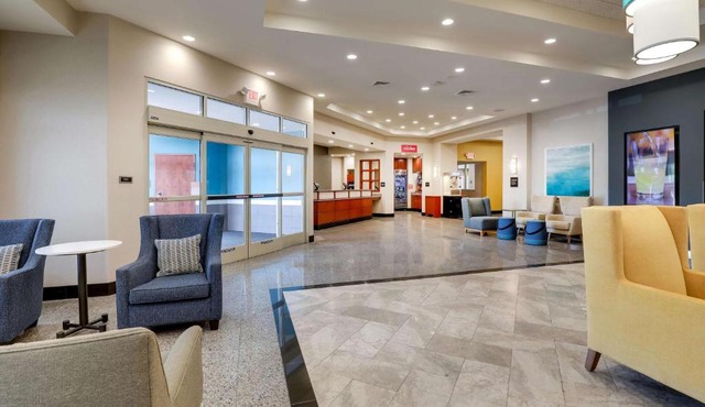Drury Inn & Suites Grand Rapids