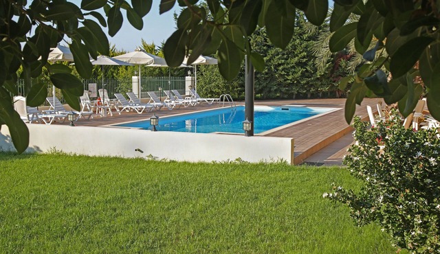 Elaia Villas