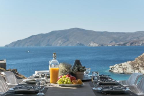 Eneos Kythnos Beach Villas/Deluxe Villas