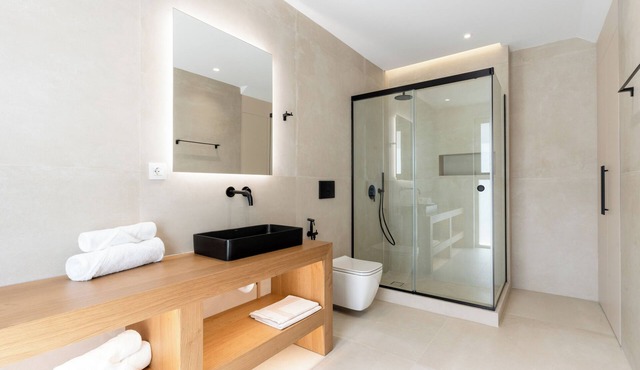 Enjoy a comfortable and luxurious stay.