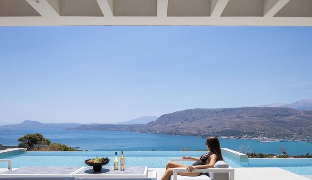 Escape the Ordinary and Embrace a Fantasy by etouri