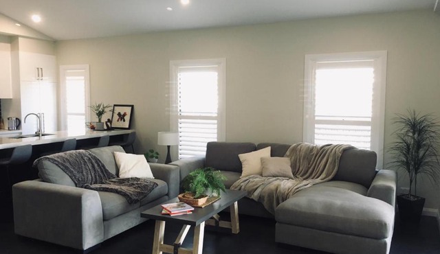Executive Villa, private 2 bedroom in ideal location in Bathurst