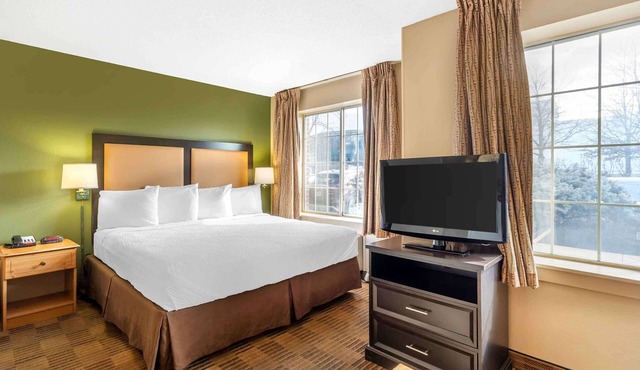 Extended Stay America Select Suites Chicago Westmont Oak Brook