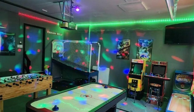 Fully Stocked home with home theater and game room in Hamilton