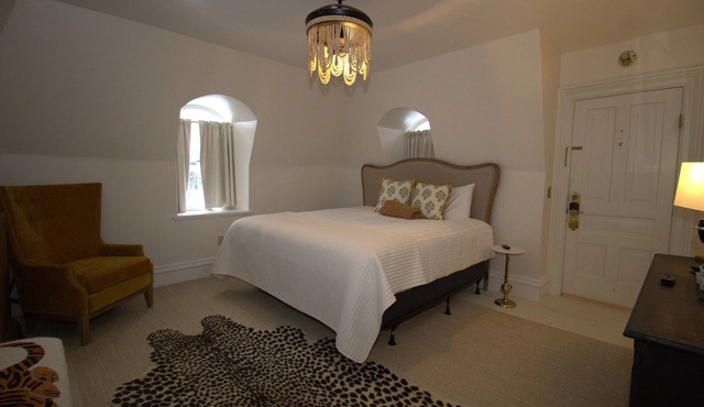 Garfield Inn Hotel - 2 Bedroom suite