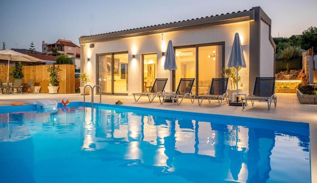 Halaro Villa