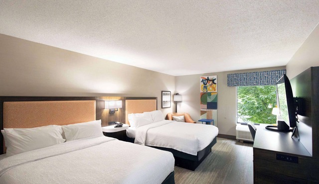 Hampton Inn Springfield in Springfield
