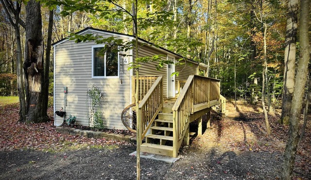 Hidden Oaks Cabin Resort | Boho Cabin | Unit 4