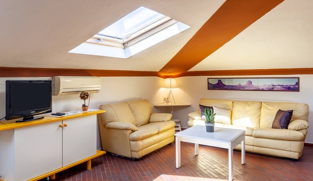 Holiday Apartment "Loft parallela Lungomare posto auto" with A/C & Wi-Fi