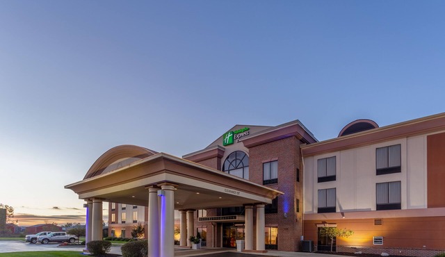 Holiday Inn Express Hotel & Suites Bowling Green by IHG