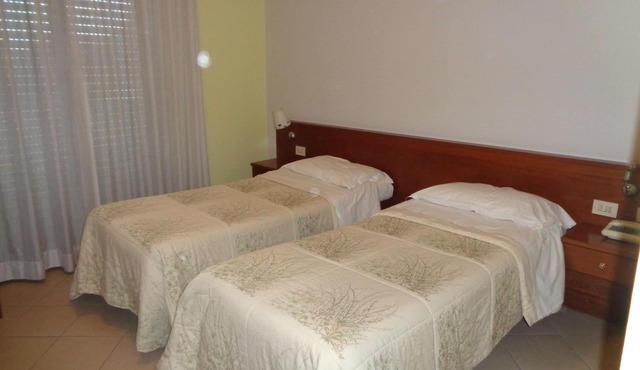 Hotel Millennium in Orte