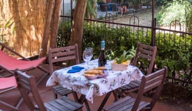 Il Giardino di Ada Ground Floor Studio with AC and Patio