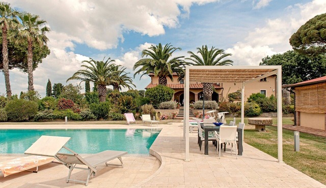 Incredible Villa in the Heart of Tuscany