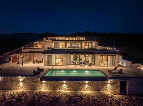 Infinity View Luxury Villas