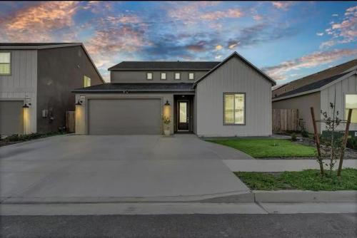 Joyhouse