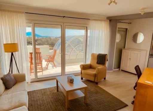 Kalamaria Urban-penthouse: unlimited view