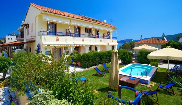 Kalypso Studios & Apartments
