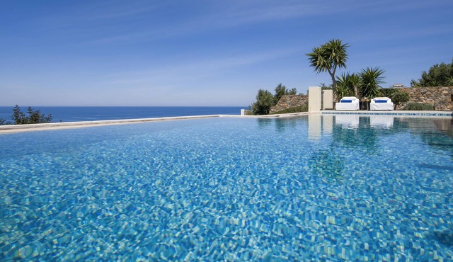 Keramoti Villas - Villa Erofili - Heated Pool - Outdoor Heated Jacuzzi