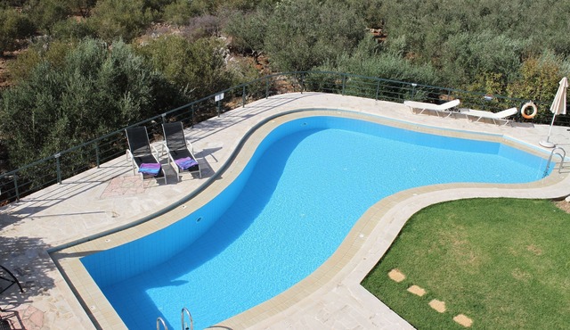 Kokkino Chorio Superb Detached Villa-Shared Large Pool,Stunning Sea View & WiFi