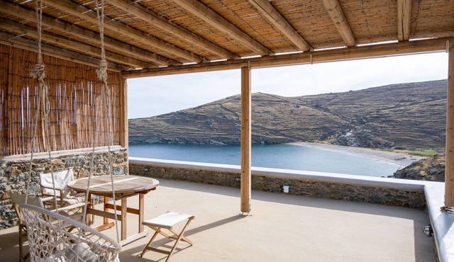 KYON Beach Suite-B 2min by the sea Skilos, Kythnos