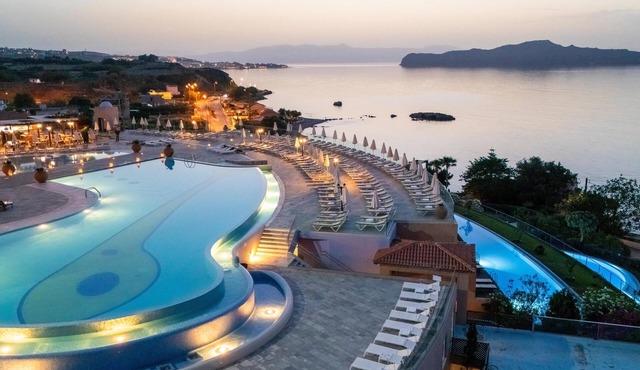 Leptos Panorama Hotel