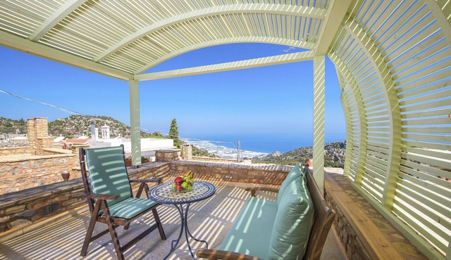 Live the real Cretan life - Aggeliki villa