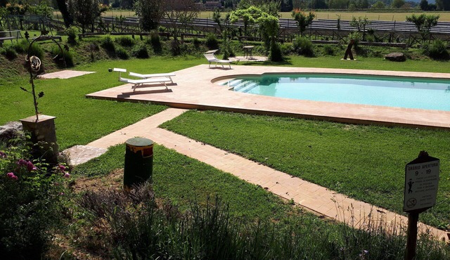 Lovely apartment for 4 guests with pool, WIFI and TV