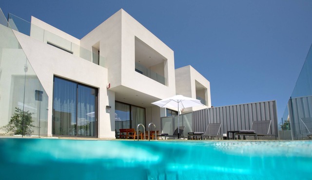 Lux Villa with Private Pool★Beach at 150mt ★ Sea View★ 15-20% OFF for 2018