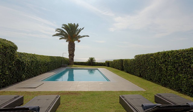 Luxurious Beachfront Villa Maira