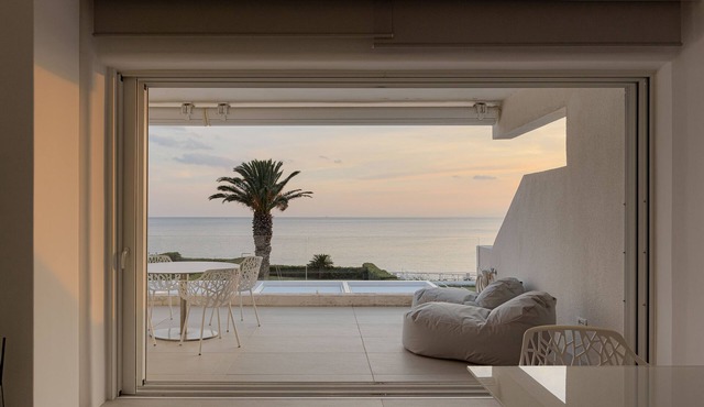Luxurious Beachfront Villa Maira