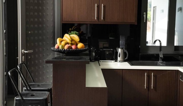 Luxury 3bd maisonette apartment near Souda port
