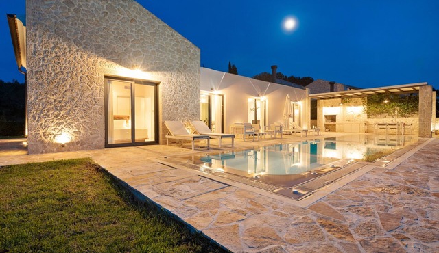 Luxury Corfu Villa: Lithari Tria, Private Pool, Sleeps 4-5