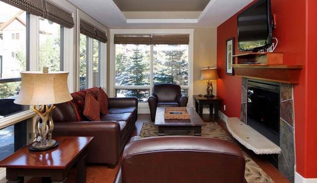 Mökki Mountain Suite - mountain views & private corner unit