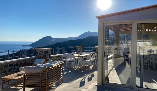 Meraki - Cara luxury apartment with sea views