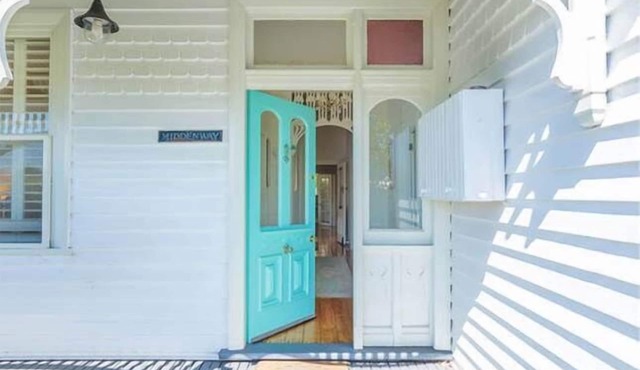 Middenway - Central Port Fairy Retreat | Sleeps 10 | Walk Everywhere