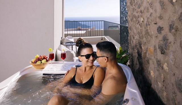 Mirthea Suites
