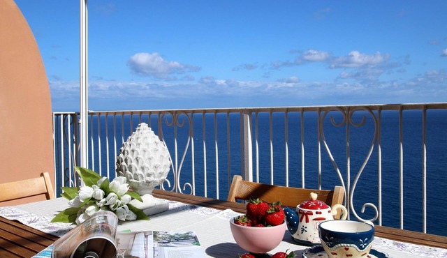 mit Terrasse by Interhome