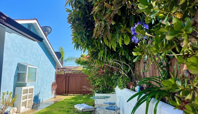 Modern BOHO Chic Getaway in the Goodland! 2.6 miles to UCSB 10mins to downtown