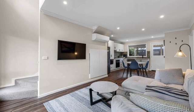 Modern Townhouse in the Heart of Warrnambool’s CBD