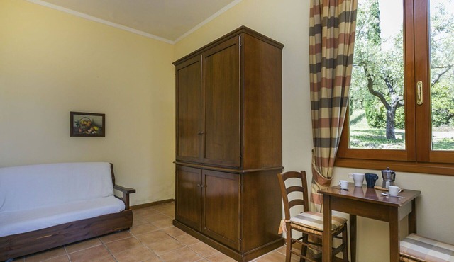 Nice apartment for 4 guests with pool, A/C, WIFI, TV and pets allowed