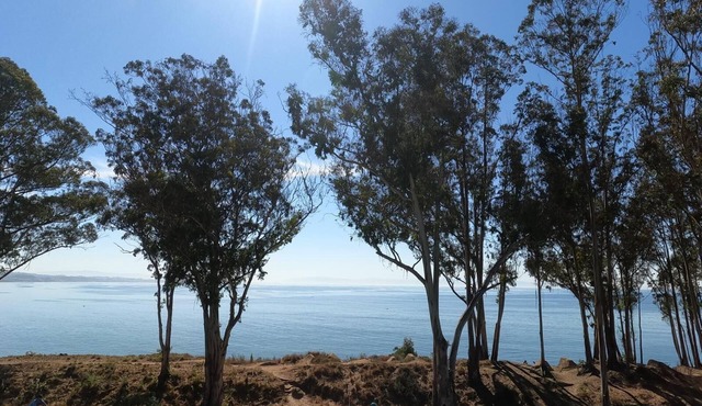 Oceanfront 2-bedroom condo in delightful Capitola