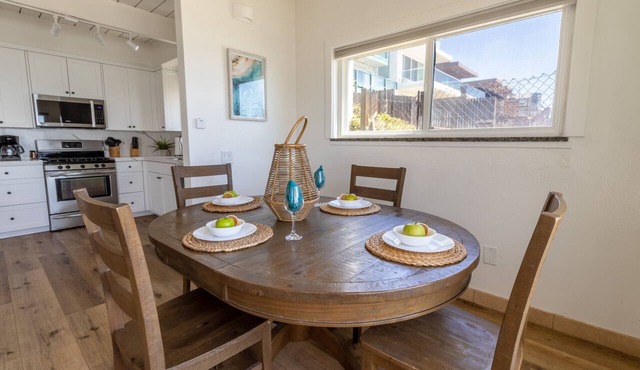 Oceanfront Getaway with Private Sandy Beach - 1615-1 in Oceanside
