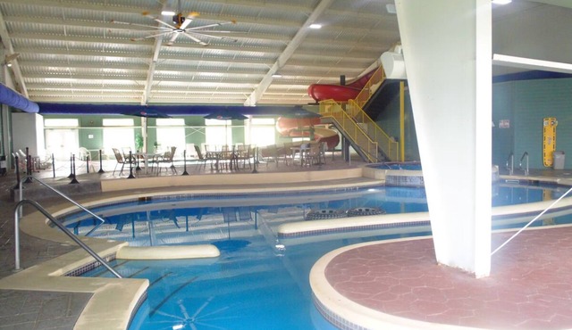 One Suite w/King Bed & Lake View | Breakfast Included | Near Park & Hiking Site