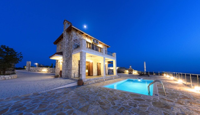 Orient Villas Traditional